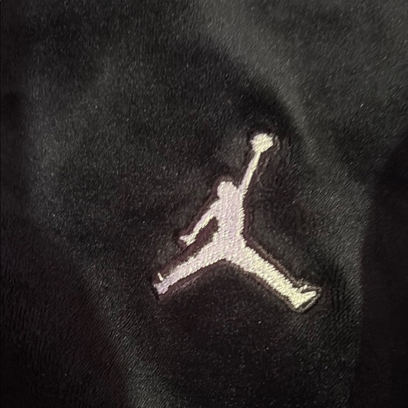 Jordan Black Women’s or Men's Jacket - Picture 3 of 5